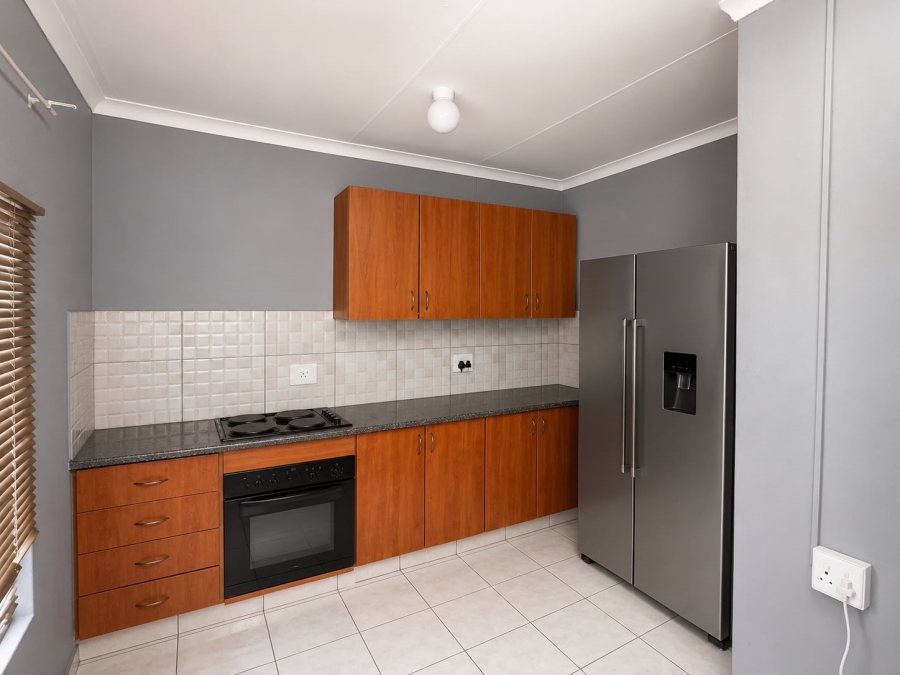 2 Bedroom Property for Sale in Oos Einde North West